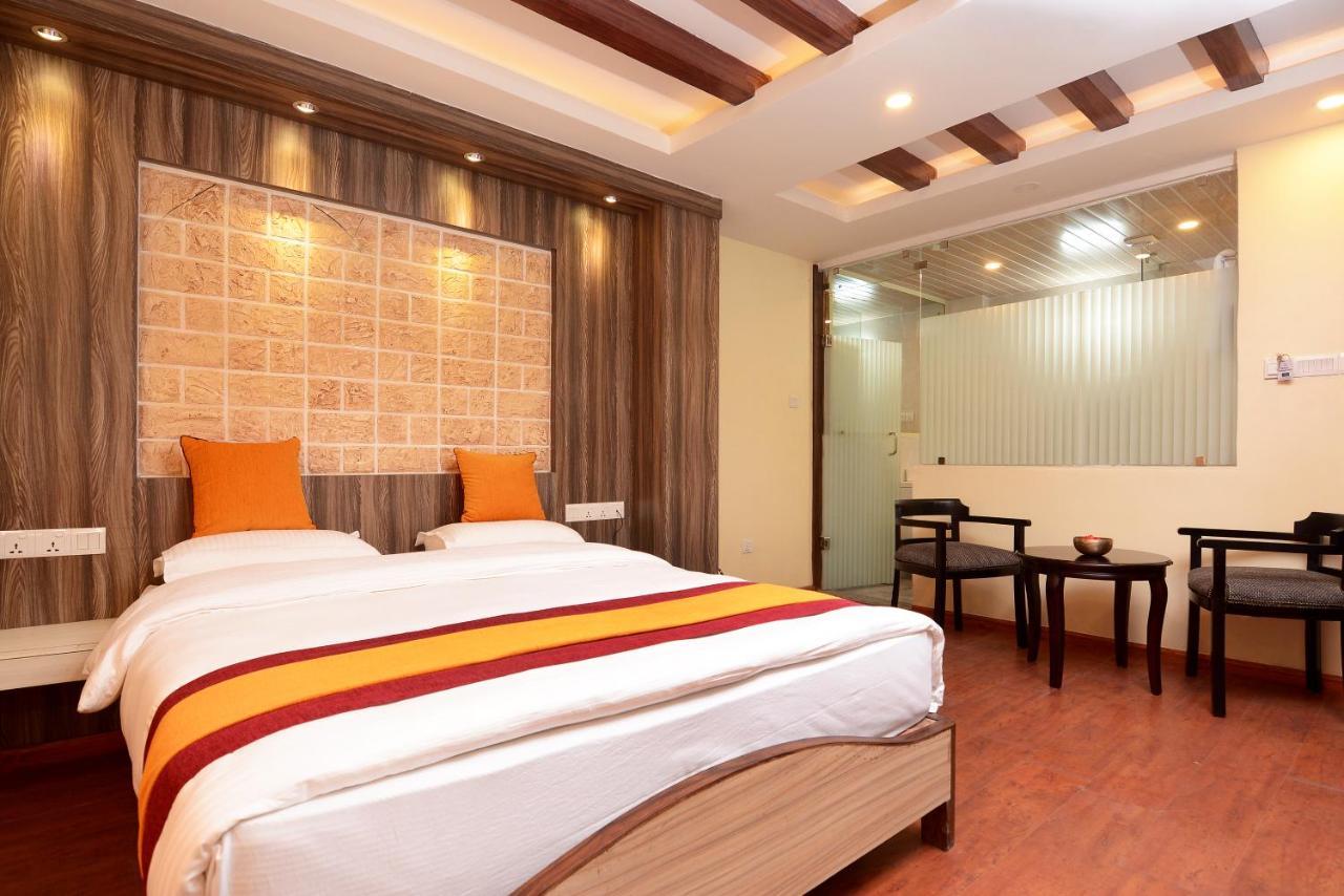 Maya Boutique Hotel Катманду Екстериор снимка